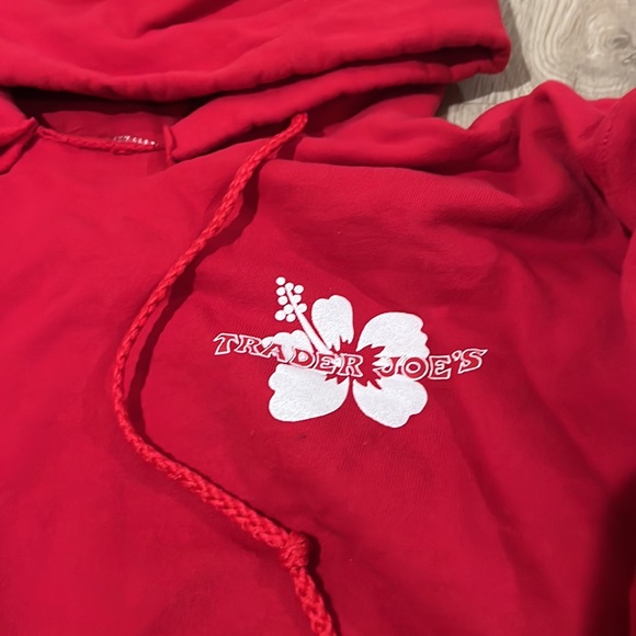 TRADER JOES CROPPED HOODIE - Picture 3 of 9